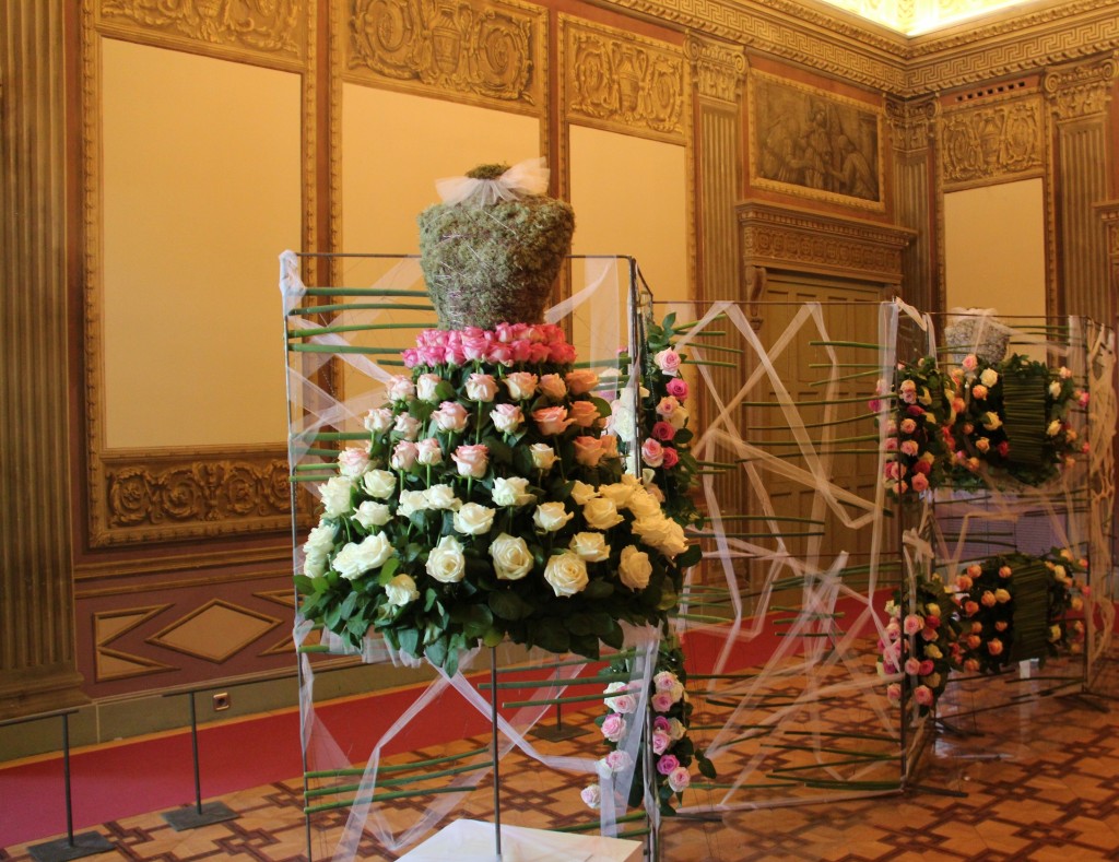 'La Danza y las Flores', Rosa Valls Formació